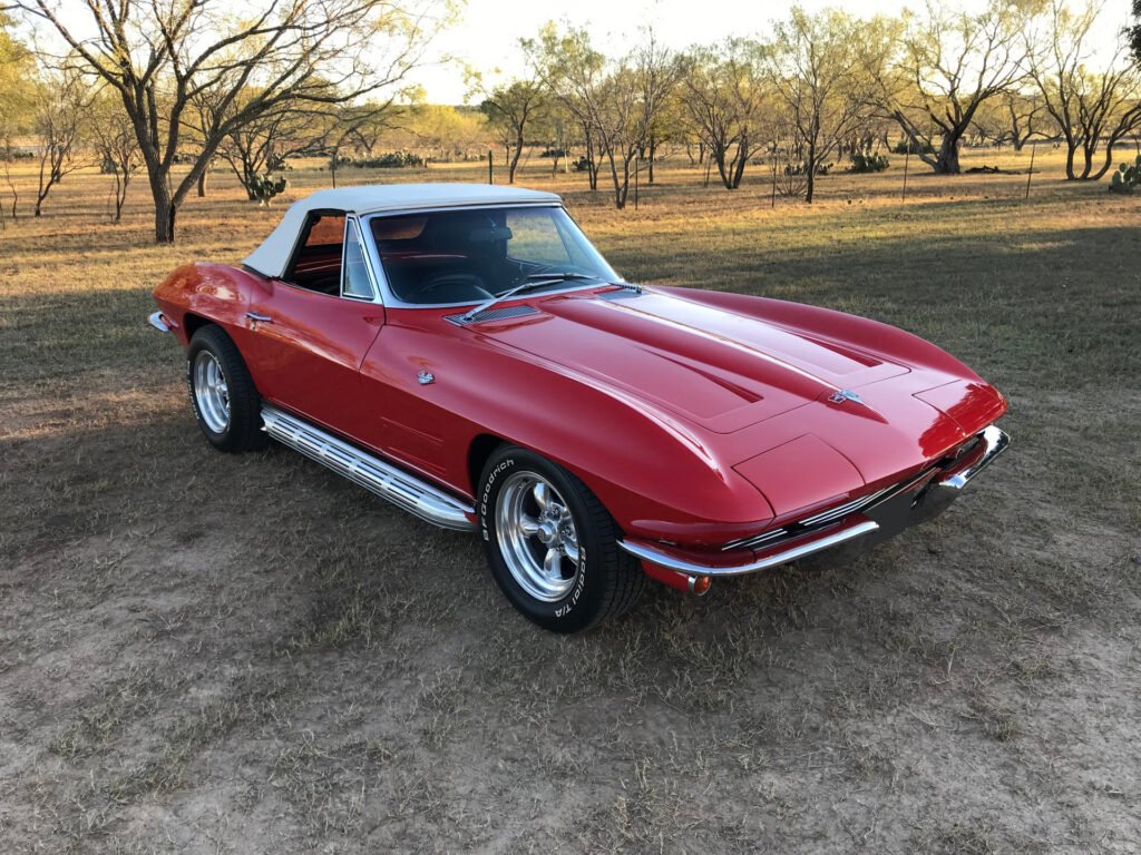 1964 CHEVROLET CORVETTE Sting Ray